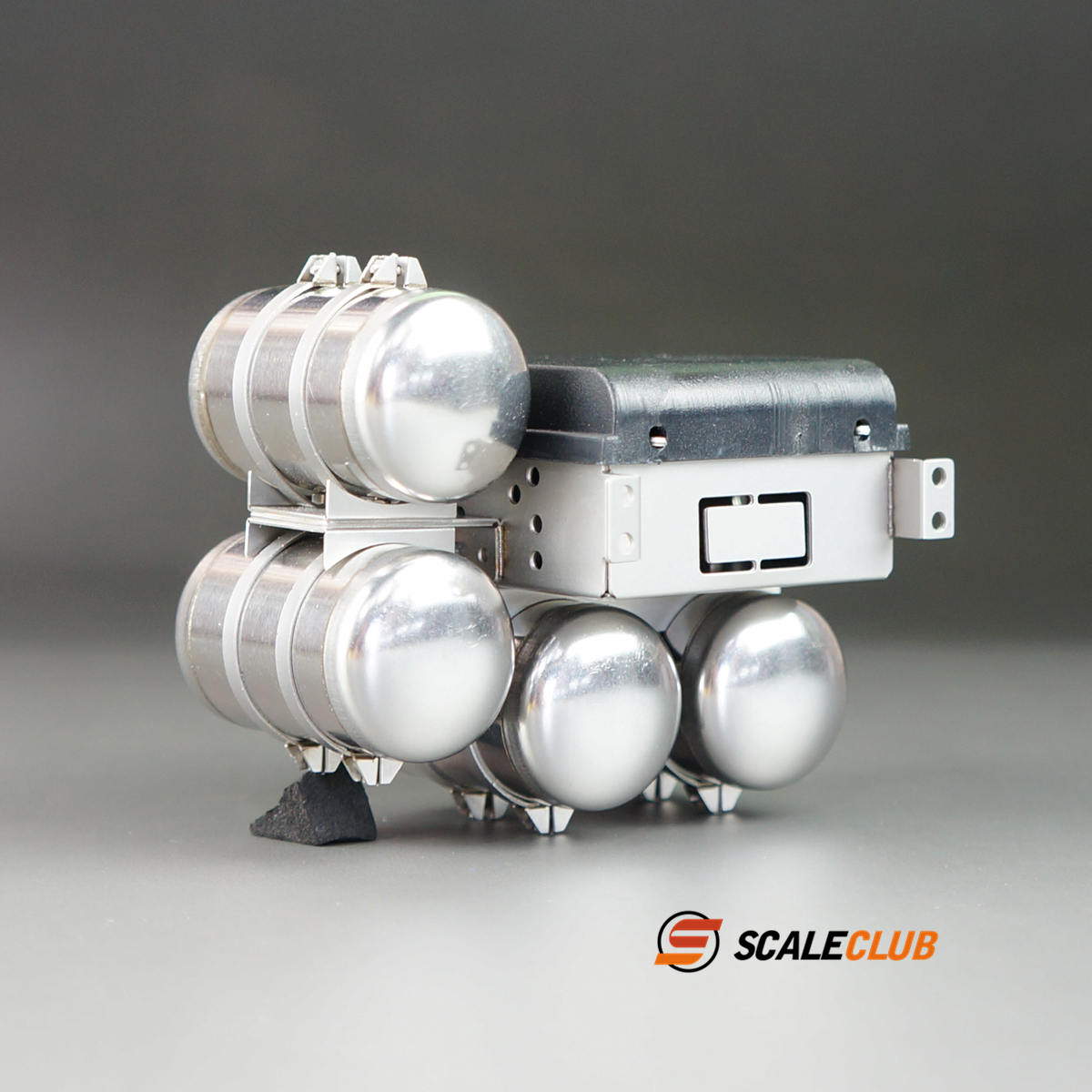 Scaleclub  1/14 truck R470 R62 - Battery Case Storage のレビューと価格